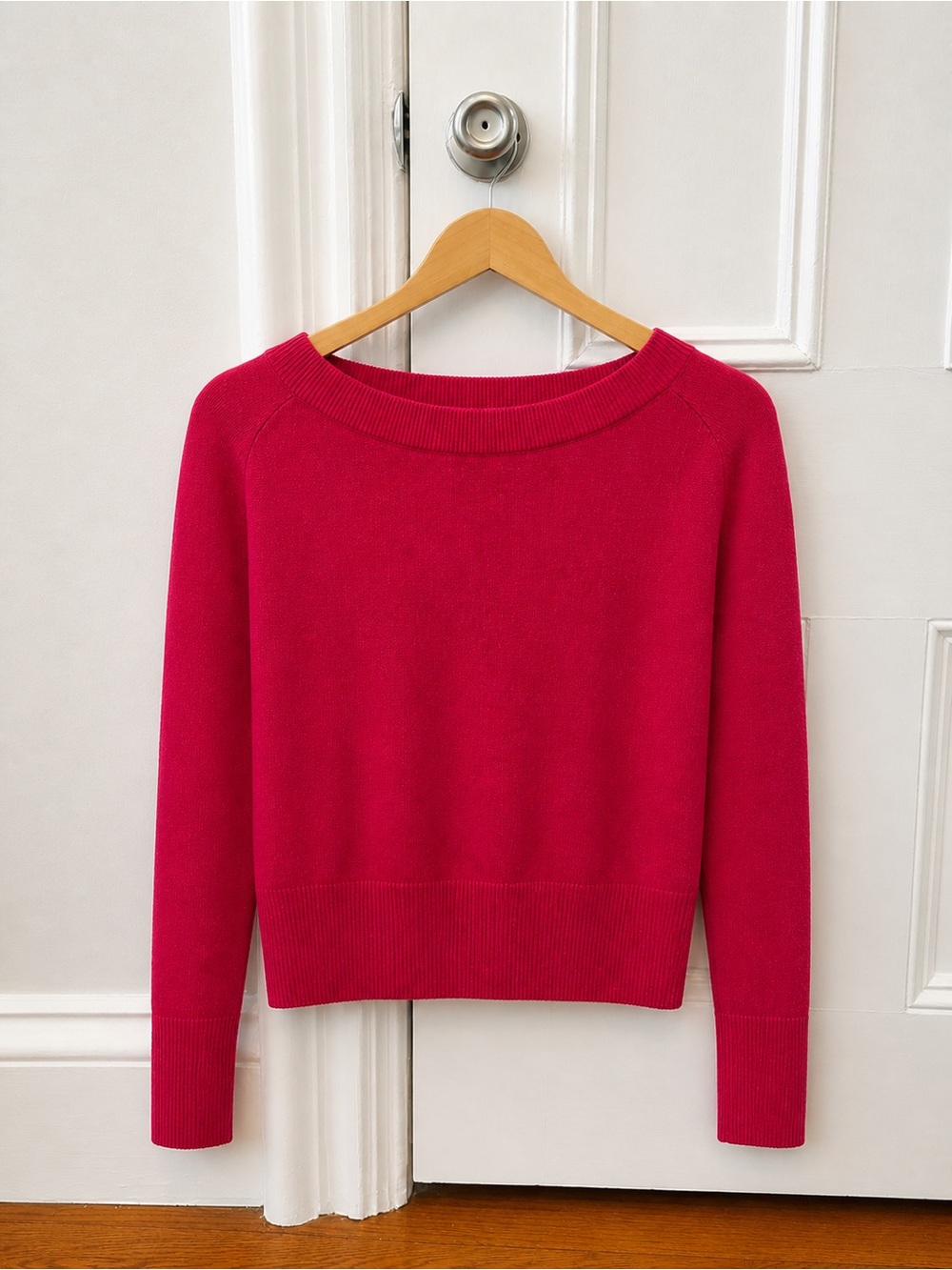 Theory 100% Cashmere Sweater Raspberry Pink Size M Soft Luxe Knit